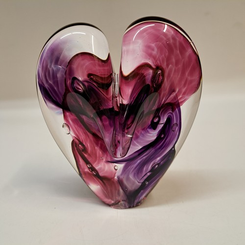 Click to view detail for DG-174 Blown Glass Heart Merlot Swirl $112